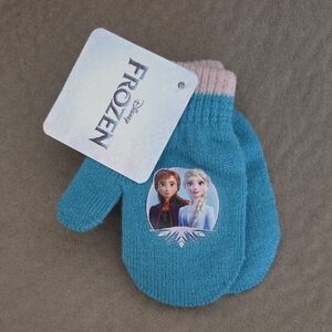 💚5/$20💚Frozen Mittens - Blue and Pink